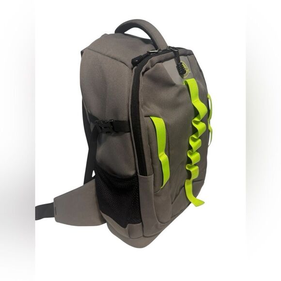 backpacks with the leather diamond HEIST BACKPACK – SPRAYGROUND® RUSH24 2.0 Trying to find a Size:MD Comfort during transport is